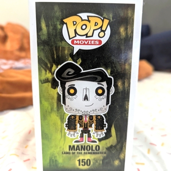 Funko Pop! Manolo Remembered - Picture 2 of 4